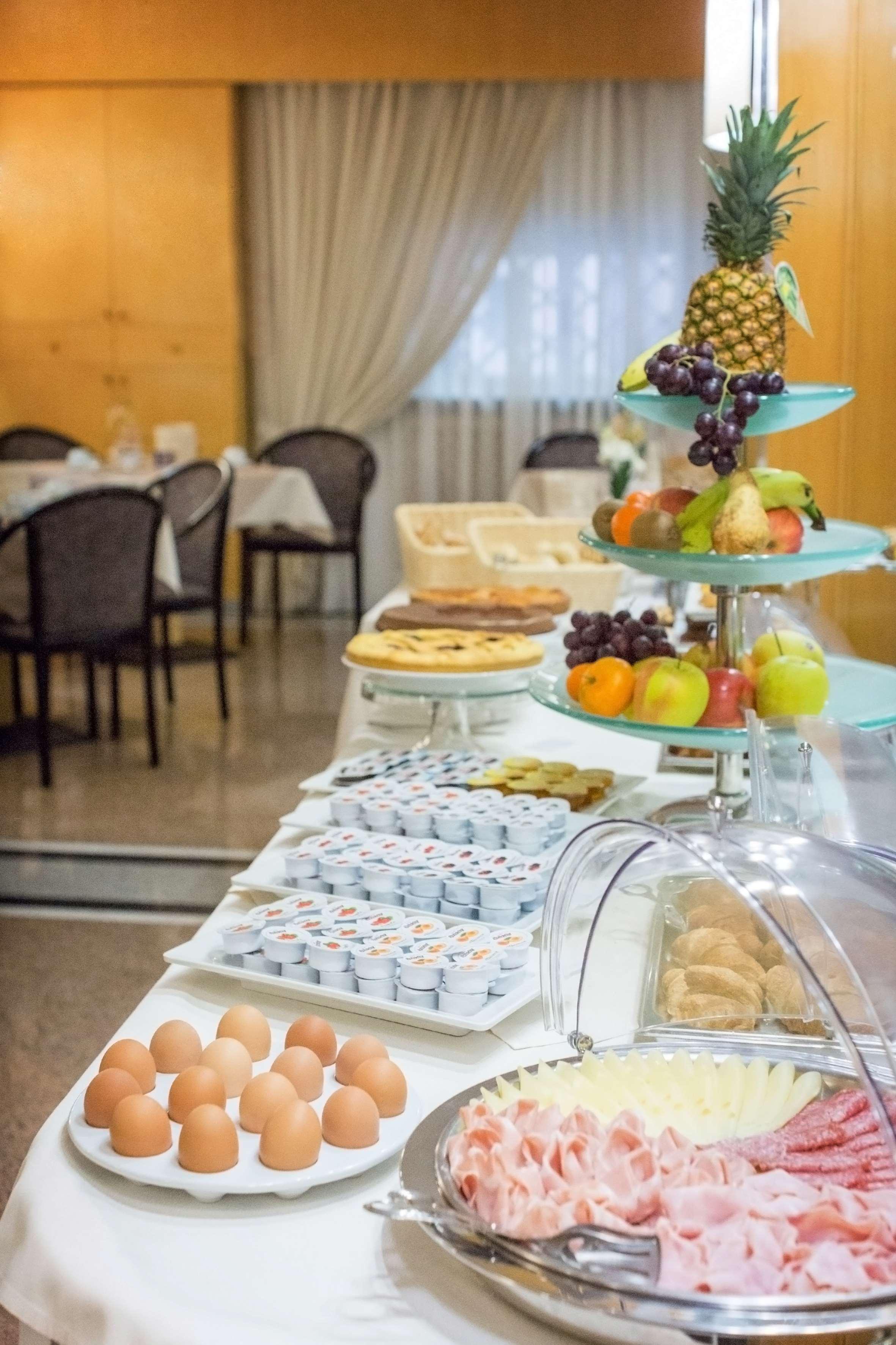 Best Western Hotel Liberta Modena Ngoại thất bức ảnh