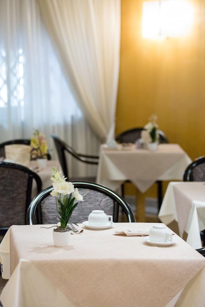 Best Western Hotel Liberta Modena Ngoại thất bức ảnh