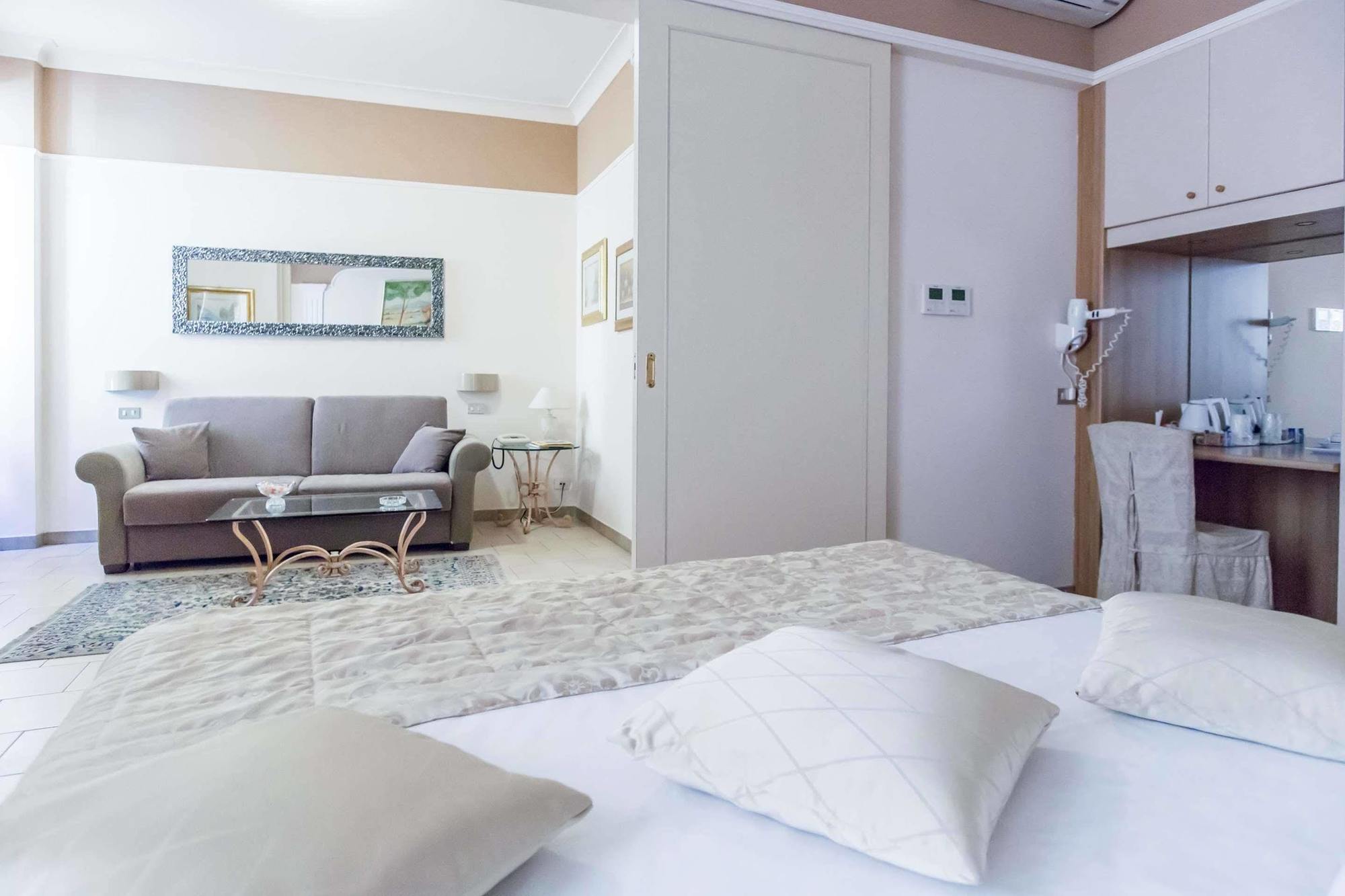 Best Western Hotel Liberta Modena Ngoại thất bức ảnh